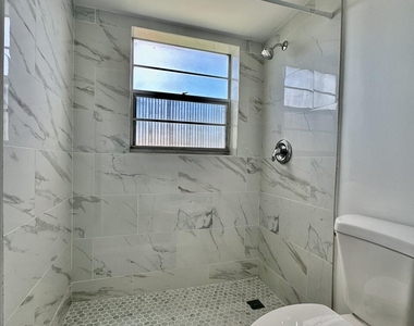 44 Canterbury B - Photo Thumbnail 8