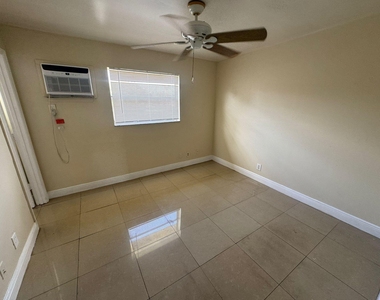 101 Ne 41st Street - Photo Thumbnail 2