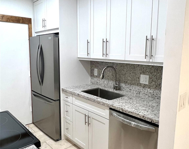 2250 Ne 66th Street - Photo Thumbnail 1
