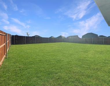 2117 Proteus Drive - Photo Thumbnail 18