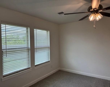 8608 Martin Lane - Photo Thumbnail 17