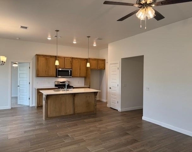 8608 Martin Lane - Photo Thumbnail 5