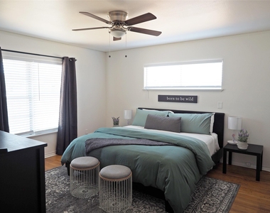 1135 Holly Glen Circle - Photo Thumbnail 22
