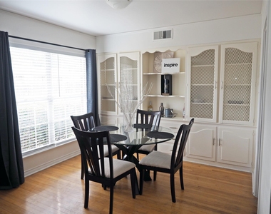 1135 Holly Glen Circle - Photo Thumbnail 4