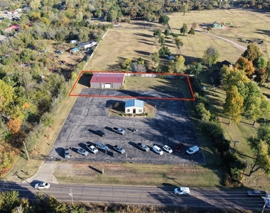3637 E Waterloo Street - Photo Thumbnail 5