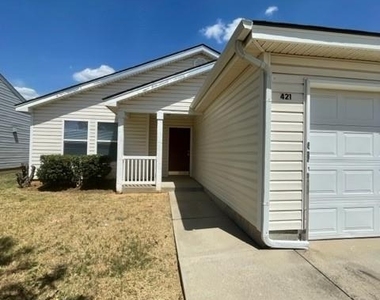 421 Poppy Lane - Photo Thumbnail 1