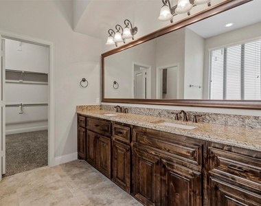 1603 Trowbridge Circle - Photo Thumbnail 13