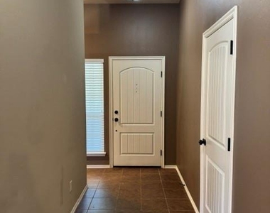 3504 Frederick Drive - Photo Thumbnail 2