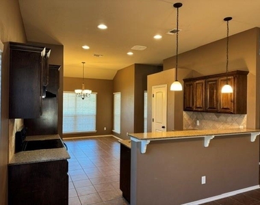 3504 Frederick Drive - Photo Thumbnail 7