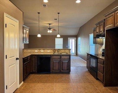 3504 Frederick Drive - Photo Thumbnail 8
