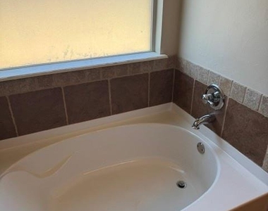 3504 Frederick Drive - Photo Thumbnail 19