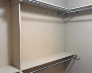 3504 Frederick Drive - Photo Thumbnail 22