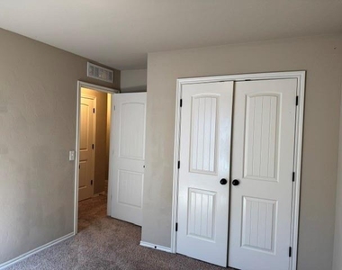 3504 Frederick Drive - Photo Thumbnail 30