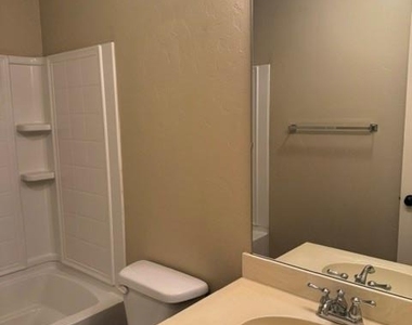 3504 Frederick Drive - Photo Thumbnail 26
