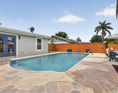 1390 Pine Valley Drive - Photo Thumbnail 30