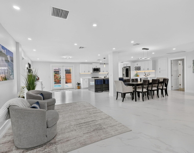 1390 Pine Valley Drive - Photo Thumbnail 4