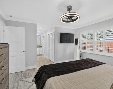 1390 Pine Valley Drive - Photo Thumbnail 15