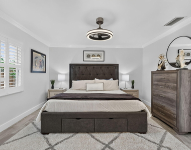1390 Pine Valley Drive - Photo Thumbnail 14