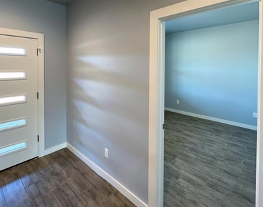 17640 Natalie Court - Photo Thumbnail 30