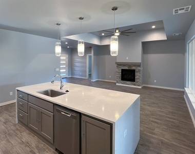 17640 Natalie Court - Photo Thumbnail 10