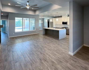 17640 Natalie Court - Photo Thumbnail 5