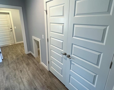 17640 Natalie Court - Photo Thumbnail 25