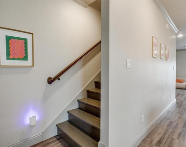 2537 Mccart Avenue - Photo Thumbnail 17
