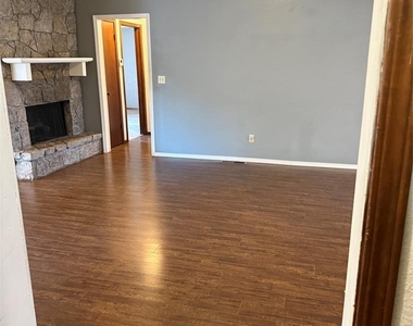 8617 N Eagle Lane - Photo Thumbnail 29