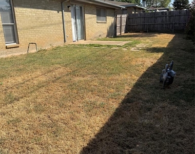 8617 N Eagle Lane - Photo Thumbnail 30