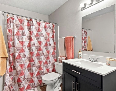 6313 Glen Knoll Drive - Photo Thumbnail 26