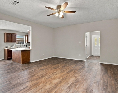 6313 Glen Knoll Drive - Photo Thumbnail 7