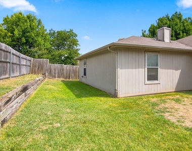 6313 Glen Knoll Drive - Photo Thumbnail 30