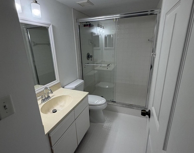 17340 W Boca Club Boulevard - Photo Thumbnail 11