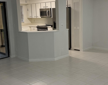 17340 W Boca Club Boulevard - Photo Thumbnail 6