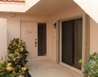 17340 W Boca Club Boulevard - Photo Thumbnail 4