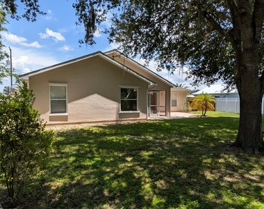 3882 Sw Chaffin Street - Photo Thumbnail 16
