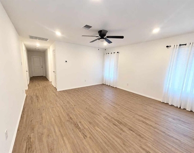 2008 Alpine Beach Lane - Photo Thumbnail 2
