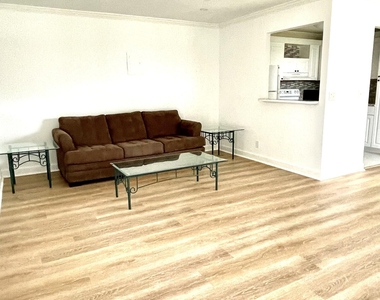 114 Valencia E - Photo Thumbnail 1
