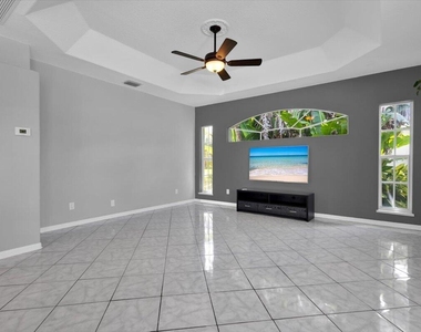 165 Se Osprey Ridge - Photo Thumbnail 24