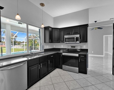 165 Se Osprey Ridge - Photo Thumbnail 17