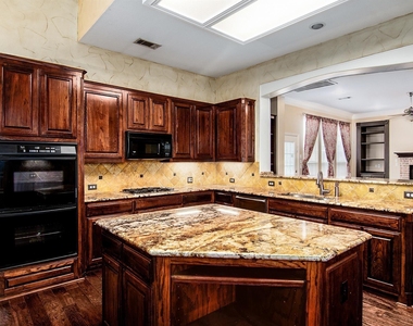 3417 Burnet Drive - Photo Thumbnail 6