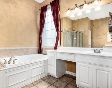 3417 Burnet Drive - Photo Thumbnail 17