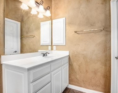 3417 Burnet Drive - Photo Thumbnail 18