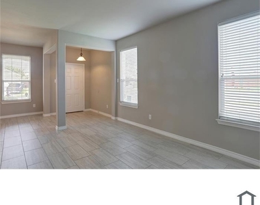 1709 Duck Cove Drive - Photo Thumbnail 10