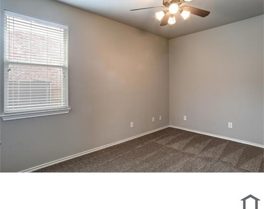 1709 Duck Cove Drive - Photo Thumbnail 5