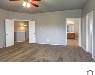 1709 Duck Cove Drive - Photo Thumbnail 12