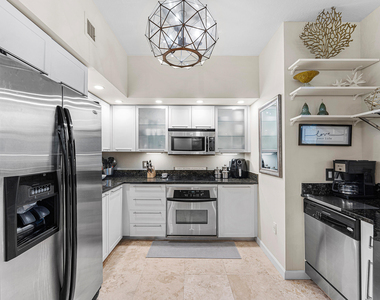 235 Ne 1st Avenue - Photo Thumbnail 17