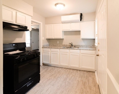 10433 Fern Drive - Photo Thumbnail 2