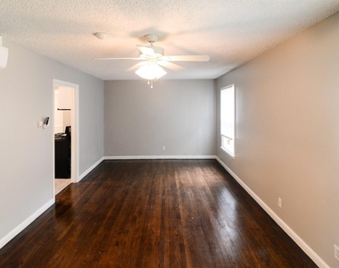 10433 Fern Drive - Photo Thumbnail 3