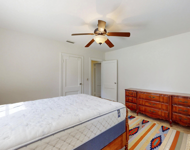 1837 22nd Avenue - Photo Thumbnail 32